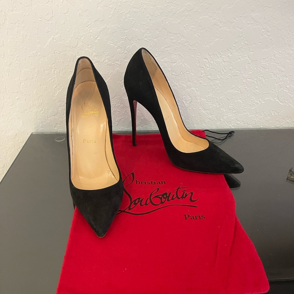 !!SOLD!!Christian Louboutin Black So Kate Women's Pumps 39.5